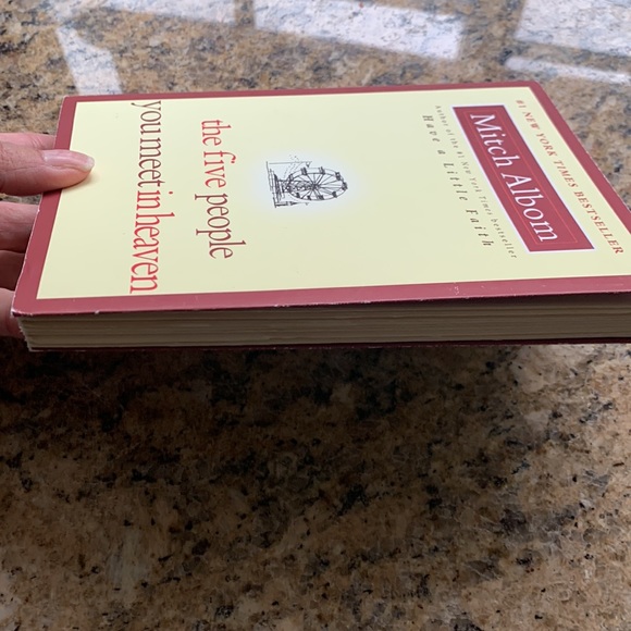 THE FIVE PEOPLE YOU MEET IN HEAVEN BY MUTCH ALBOM - Picture 3 of 7